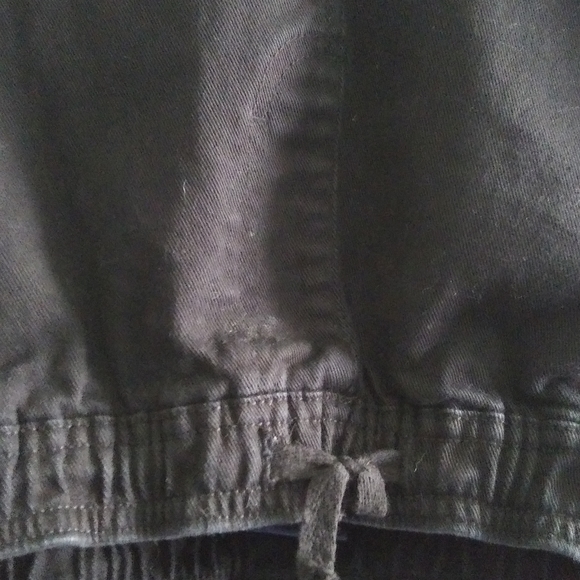 Joggers - Picture 8 of 9